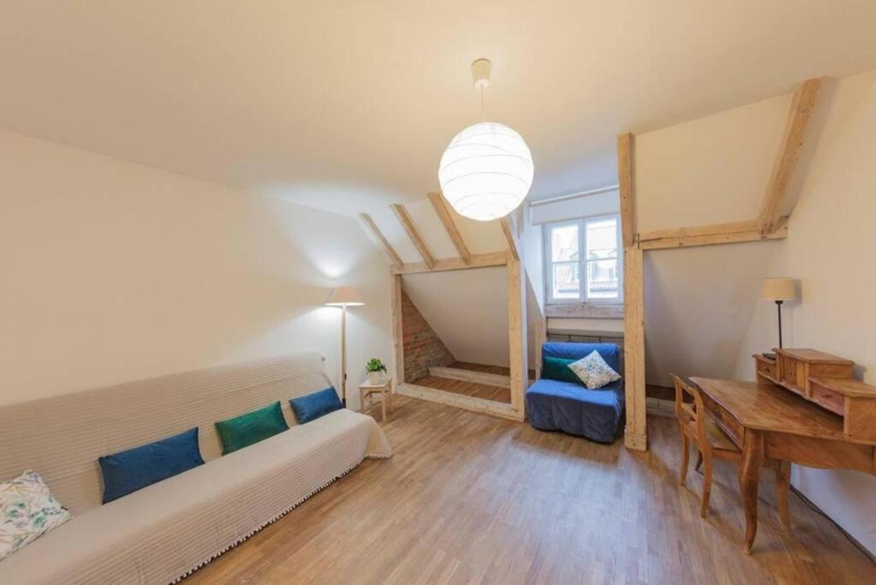 Snug Apartment In A Tenement House - Old Town - F50/5 Warszawa Exteriör bild